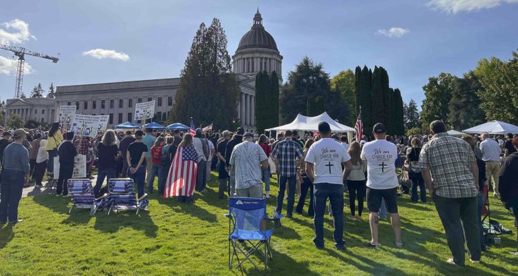 Trump, Vance, Cabinet officials and Elon Musk spoke at a five-hour Arizona memorial for Charlie Kirk at State Farm Stadium, while a separate vigil drew 500–700 people at the Washington Capitol in Olympia.
