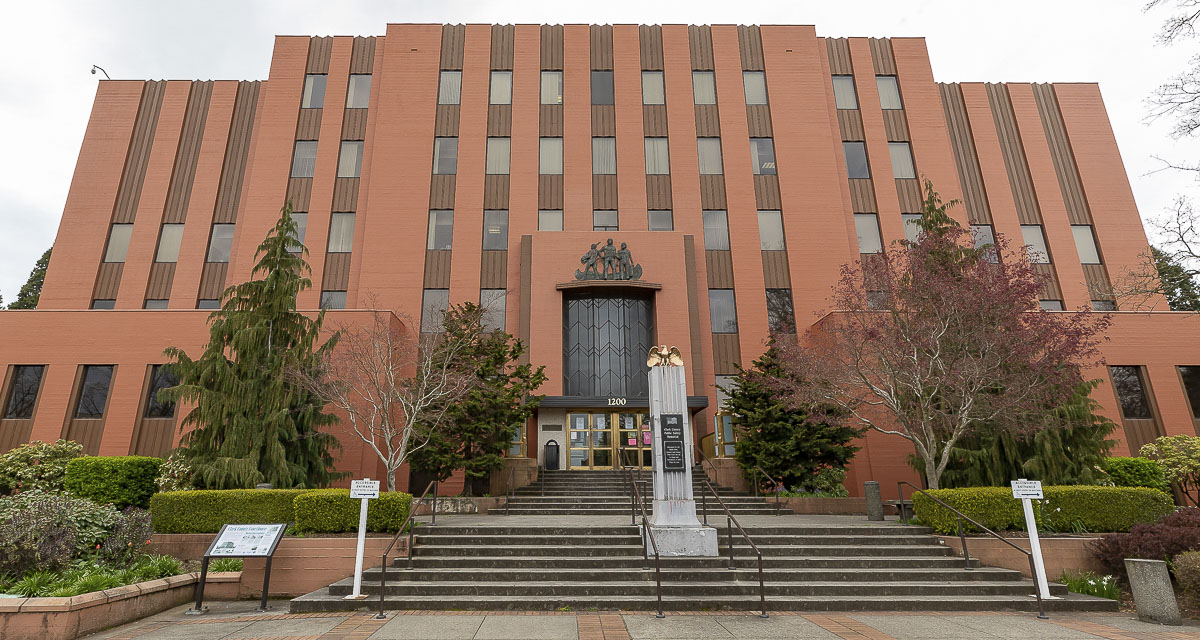 Reform Clark County’s Rob Anderson withdrew his complaint accusing councilors of Open Public Meetings Act violations after a flaw was revealed in court.