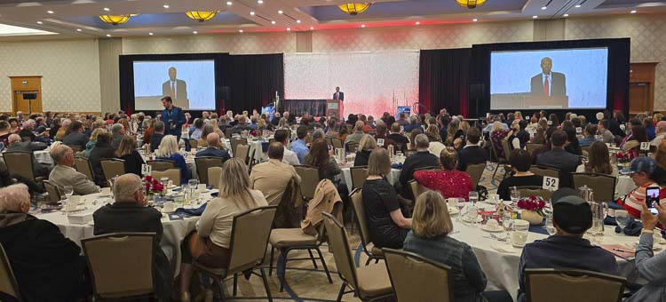 A ballroom at Hilton Vancouver was full of attendees for the annual Pathways Clinic benefit on Thursday. This year’s event featured keynote speaker Dr. Ben Carson. Photo by Paul Valencia