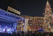 Vancouver lights up the holidays at Esther Short Park