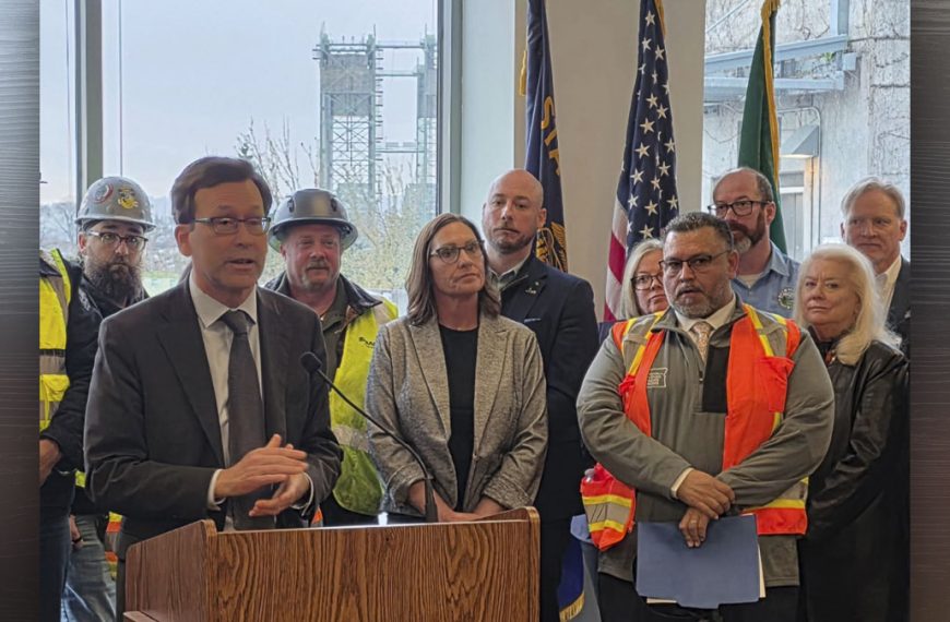 Ken Vance critiques the announced $14.4 billion I-5 Bridge replacement, questioning funding gaps, the insistence on light rail, unaddressed congestion, and transparency from state officials.