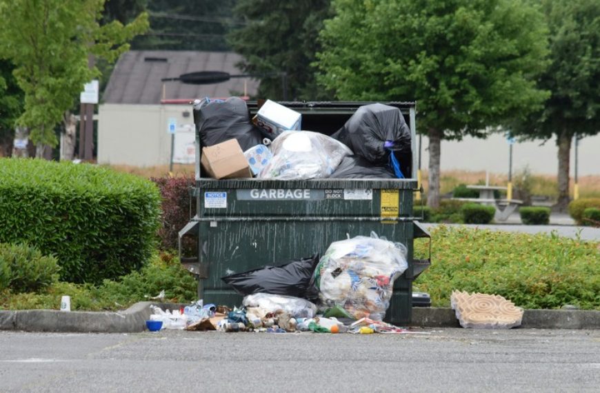 Camas resident demands answers after ballots discovered next to trash can, endorses Quiring O'Brien for auditor.