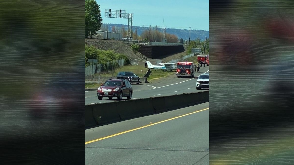 A Cessna aircraft made an emergency landing on State Route 14 near milepost 2 after experiencing mechanical issues.
