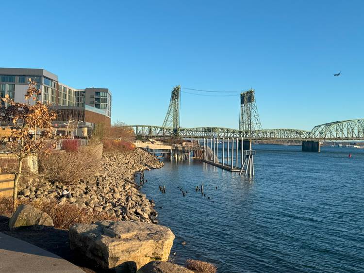 Vancouver's mayor counters IBR's single waterfront light rail stop with Library Square connection proposal.