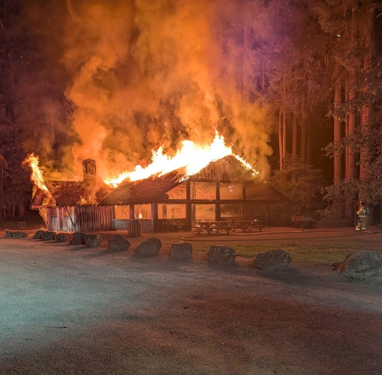 The Grand Shelter at Lewisville Regional Park was destroyed in a suspicious early-morning fire; the park remains closed.