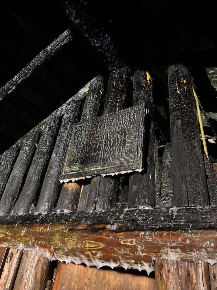 The Grand Shelter at Lewisville Regional Park was destroyed in a suspicious early-morning fire; the park remains closed.
