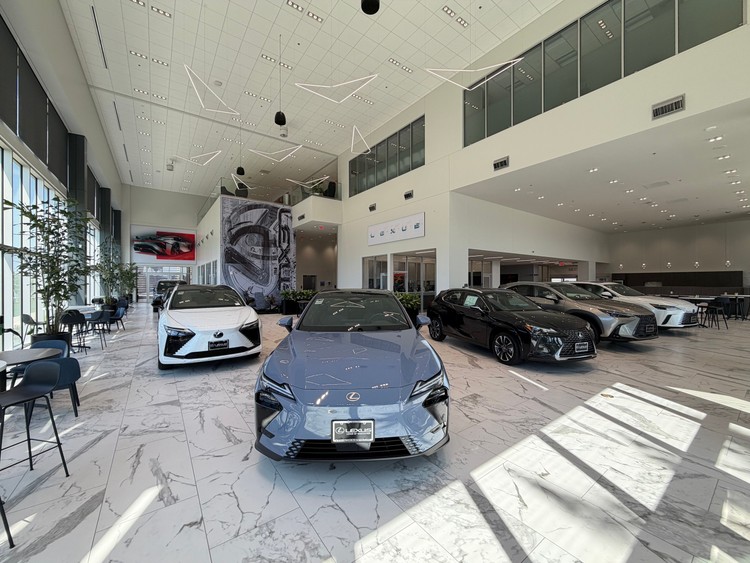 Holman's new Lexus of Vancouver spans 75,000 square feet at 420 SE 139th Avenue in Vancouver.
