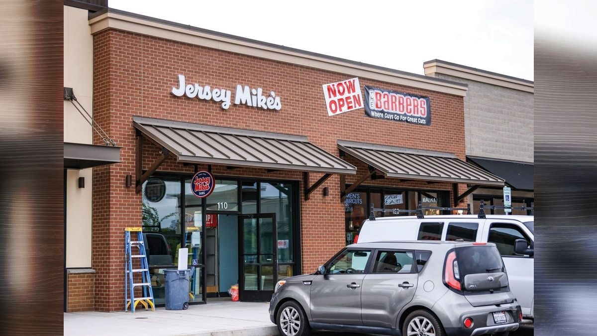 New eateries, grocery projects signal ever-changing Ridgefield landscape Ridgefield's May 2026 Development Summary reveals a wave of restaurants, grocers, and coffee shops entering the market.