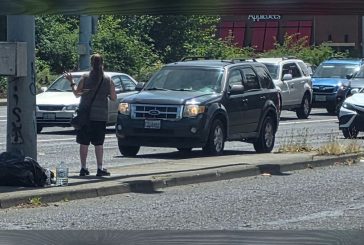 Vancouver amends municipal code, banning pedestrians from staying on traffic islands, medians