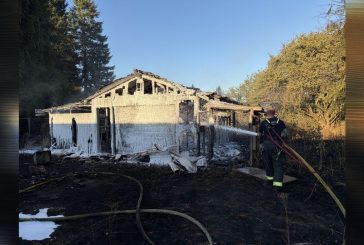 Detached garage destroyed in Northeast 28th Street fire